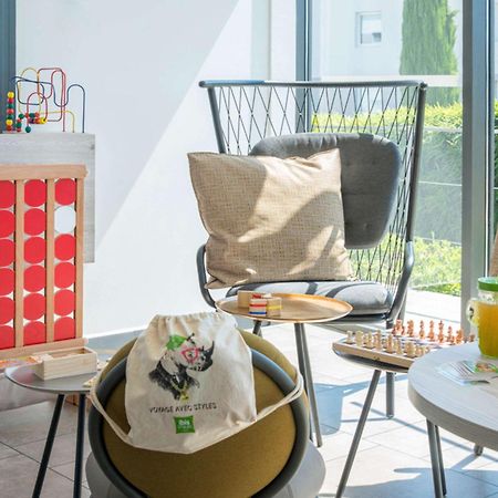 Ibis Styles Pertuis Portes Du Luberon Exterior foto